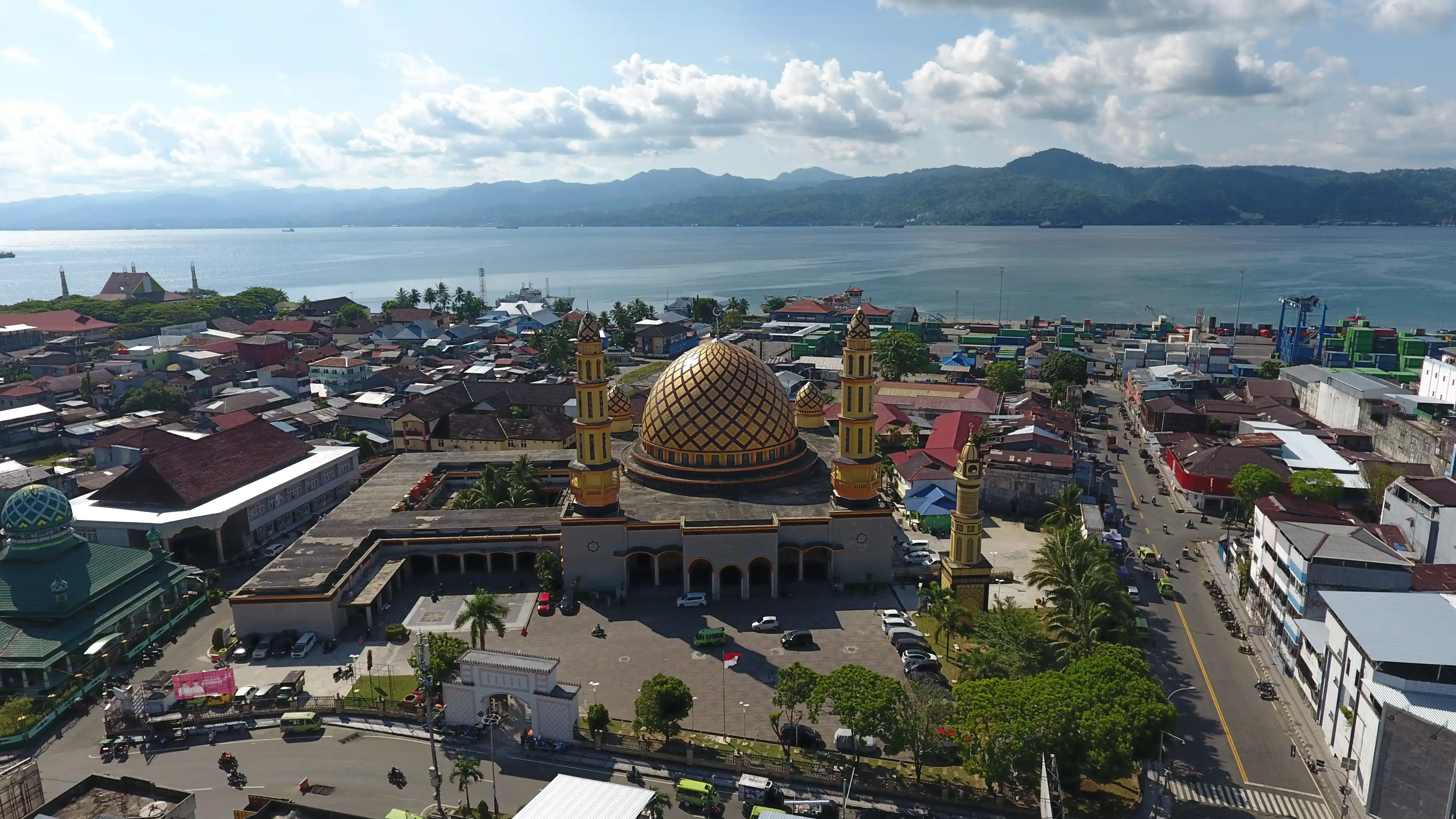 Masjid Raya Al-Fatah Ambon